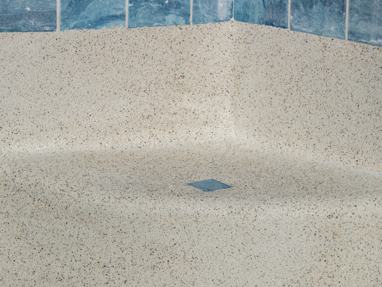 can you resurface salt water pool with plaster