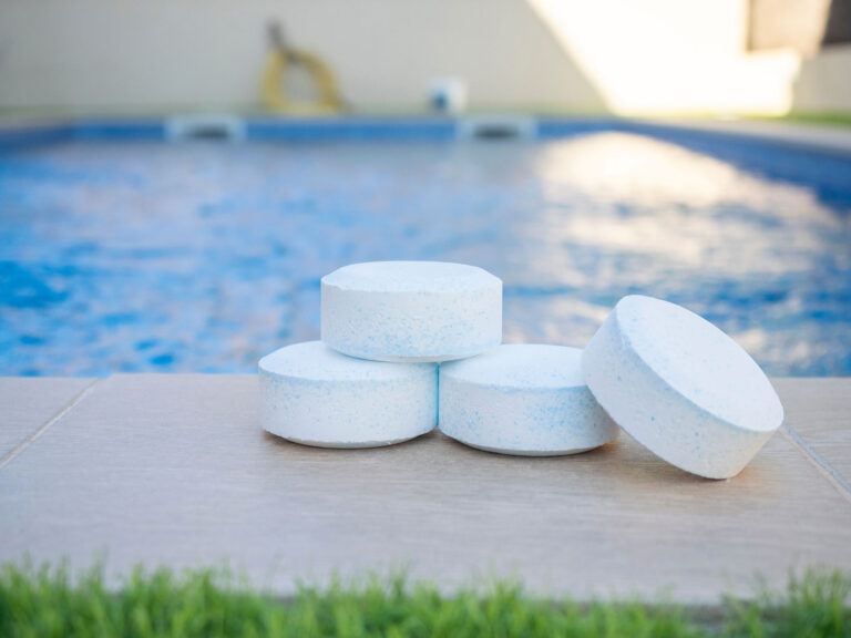 balance pool water and hot tub water